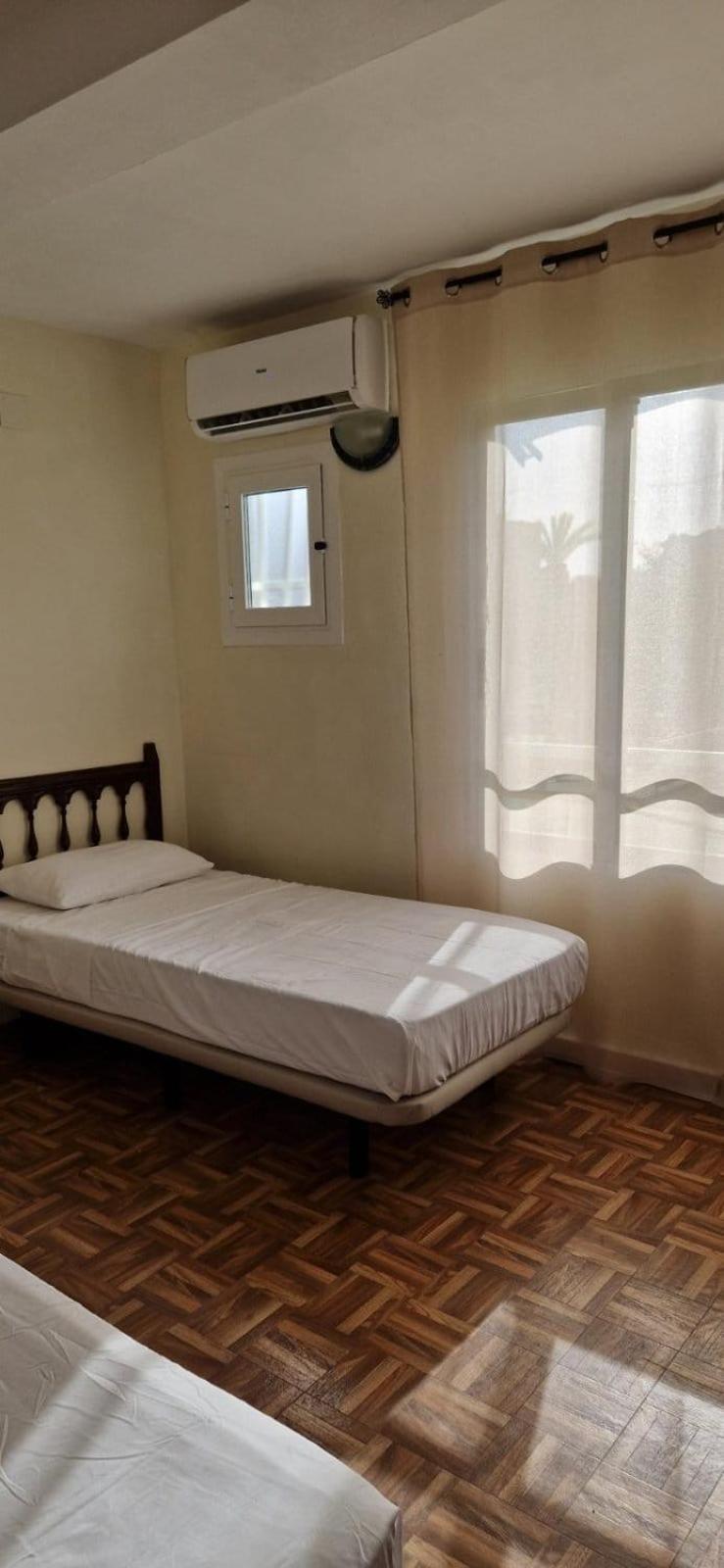 Bermudas-Turis Apartamentos Benidorm Extérieur photo